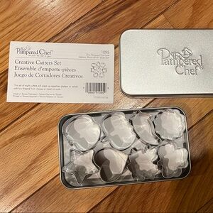 Pampered Chef Silver Cookie Cutter Set